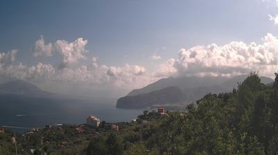 immagine della webcam nei dintorni di Vettica: webcam Massa Lubrense