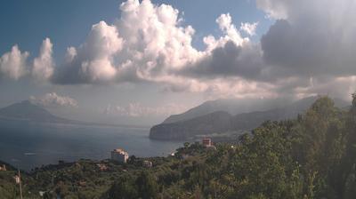 immagine della webcam nei dintorni di Positano: webcam Massa Lubrense