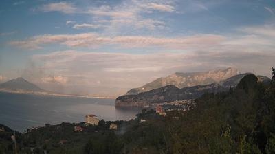 immagine della webcam nei dintorni di Furore: webcam Massa Lubrense