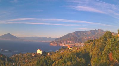 immagine della webcam nei dintorni di Sorrento: webcam Massa Lubrense