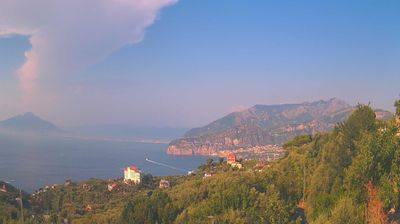 immagine della webcam nei dintorni di Napoli: webcam Massa Lubrense