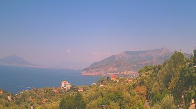 immagine della webcam nei dintorni di Atrani: webcam Massa Lubrense