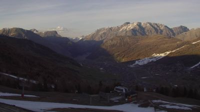 immagine della webcam nei dintorni di Passo del Foscagno: webcam Carosello