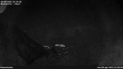 immagine della webcam nei dintorni di Lavarone: webcam Nomi