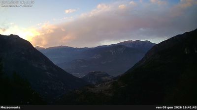 immagine della webcam nei dintorni di Lavarone: webcam Besenello