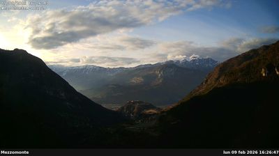 immagine della webcam nei dintorni di Trento: webcam Besenello