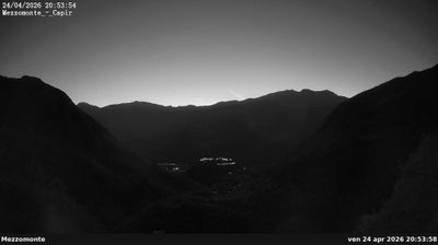 immagine della webcam nei dintorni di Laghi: webcam Besenello