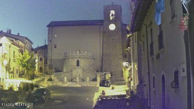 immagine della webcam nei dintorni di Scontrone: webcam Opi