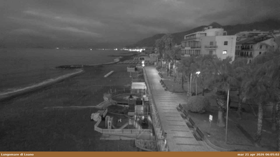 immagine della webcam nei dintorni di Borgio Verezzi: webcam Loano