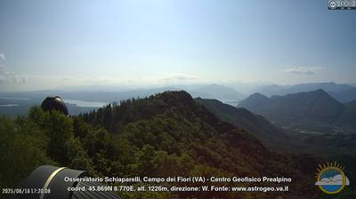 immagine della webcam nei dintorni di Monvalle: webcam Castello Cabiaglio