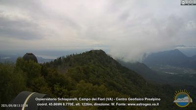 immagine della webcam nei dintorni di Valganna: webcam Castello Cabiaglio
