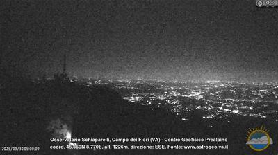 immagine della webcam nei dintorni di Valmorea: webcam Castello Cabiaglio