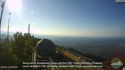 immagine della webcam nei dintorni di Cuvio: webcam Castello Cabiaglio