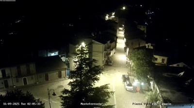 immagine della webcam nei dintorni di San Salvo: webcam Monteferrante