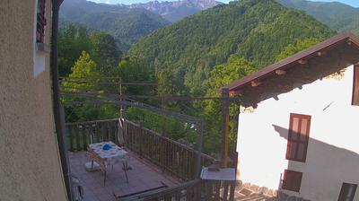 immagine della webcam nei dintorni di Magliano Alpi: webcam Pamparato