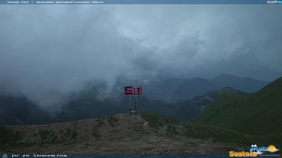 immagine della webcam nei dintorni di Monte Gomito: webcam Val di Luce