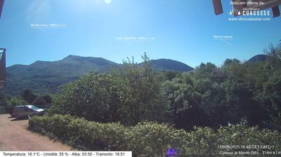 immagine della webcam nei dintorni di Maccagno con Pino e Veddasca: webcam Cuasso al Monte