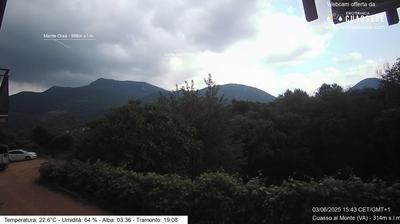 immagine della webcam nei dintorni di Cannero Riviera: webcam Cuasso al Monte