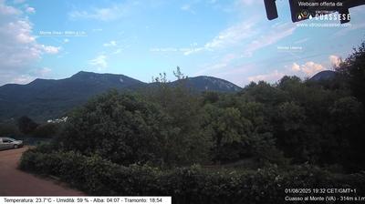 immagine della webcam nei dintorni di Castello Cabiaglio: webcam Cuasso al Monte