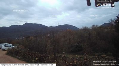 immagine della webcam nei dintorni di Casasco d'Intelvi: webcam Cuasso al Monte