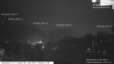 immagine della webcam nei dintorni di Castello Cabiaglio: webcam Cuasso al Monte