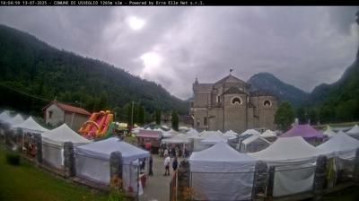 immagine della webcam nei dintorni di Ala di Stura: webcam Usseglio