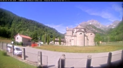 immagine della webcam nei dintorni di Mezzenile: webcam Usseglio