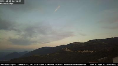 immagine della webcam nei dintorni di Monte Grappa: webcam Lusiana