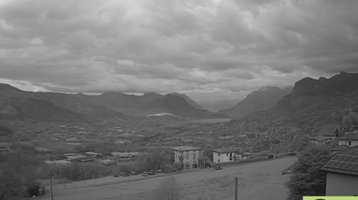 immagine della webcam nei dintorni di Piani Resinelli: webcam Monte Marenzo