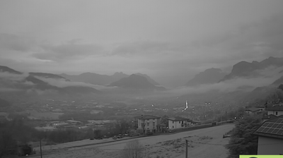 immagine della webcam nei dintorni di Suello: webcam Monte Marenzo