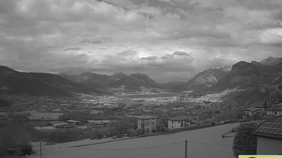 immagine della webcam nei dintorni di Sirtori: webcam Monte Marenzo