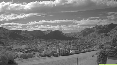 immagine della webcam nei dintorni di Suello: webcam Monte Marenzo