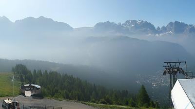 immagine della webcam nei dintorni di Ponte di Legno: webcam Campo Carlo Magno