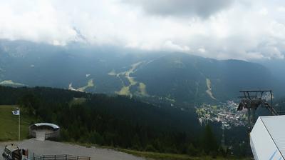 immagine della webcam nei dintorni di Madonna di Campiglio: webcam Campo Carlo Magno