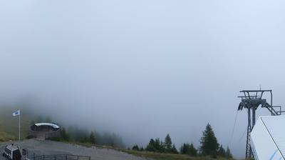 immagine della webcam nei dintorni di Passo Tonale: webcam Campo Carlo Magno