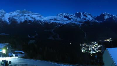 immagine della webcam nei dintorni di Molveno: webcam Campo Carlo Magno