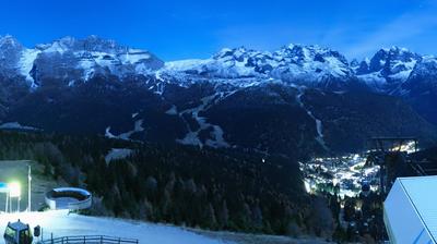 immagine della webcam nei dintorni di Monte Spinale: webcam Campo Carlo Magno