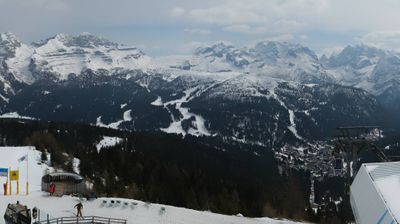 immagine della webcam nei dintorni di Passo Groste': webcam Campo Carlo Magno