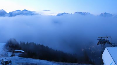 immagine della webcam nei dintorni di Carisolo: webcam Campo Carlo Magno