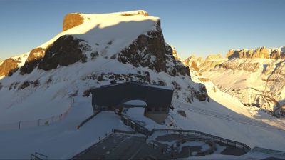 immagine della webcam nei dintorni di Falcade: webcam Porta Vescovo