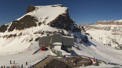 immagine della webcam nei dintorni di Cima Pisciadu': webcam Porta Vescovo