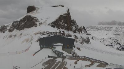 immagine della webcam nei dintorni di Passo San Pellegrino: webcam Porta Vescovo