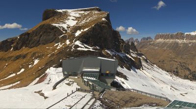 immagine della webcam nei dintorni di Colle Santa Lucia: webcam Porta Vescovo