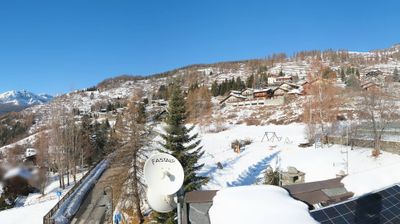 immagine della webcam nei dintorni di Valtournenche Colle Superiore: webcam La Magdeleine