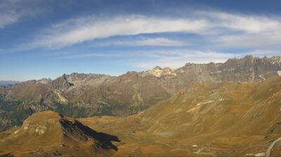 immagine della webcam nei dintorni di Cervinia Cime Bianche Laghi: webcam Valtournenche Colle Superiore