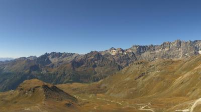 immagine della webcam nei dintorni di Cervinia Plan Maison: webcam Valtournenche Colle Superiore