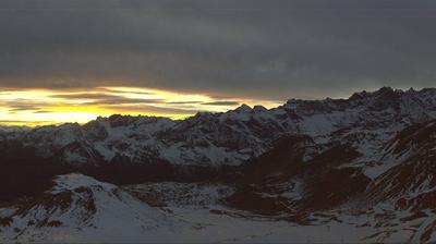immagine della webcam nei dintorni di Punta Indren: webcam Valtournenche Colle Superiore