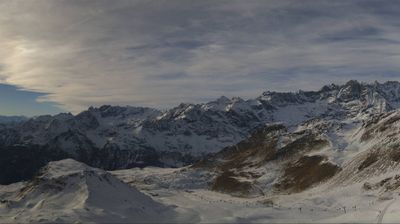 immagine della webcam nei dintorni di Rifugio Quintino Sella: webcam Valtournenche Colle Superiore