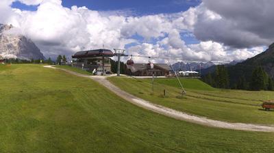 immagine della webcam nei dintorni di Cortina d'Ampezzo: webcam Lago di Braies