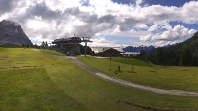 immagine della webcam nei dintorni di Monte Elmo: webcam Lago di Braies
